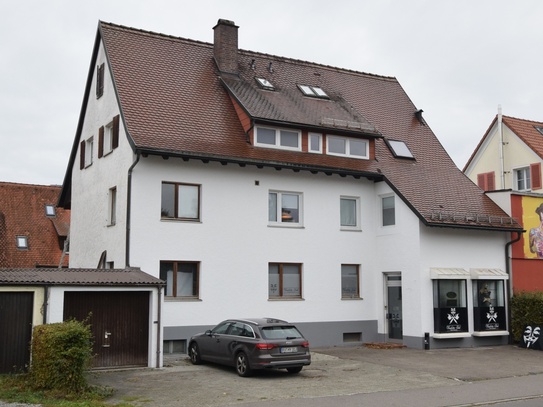 5-Parteien-Haus mit einer freien 4-Zimmer-Wohnung, zentrumsnah in Wangen, 5,2%, € 2.186,--/m²