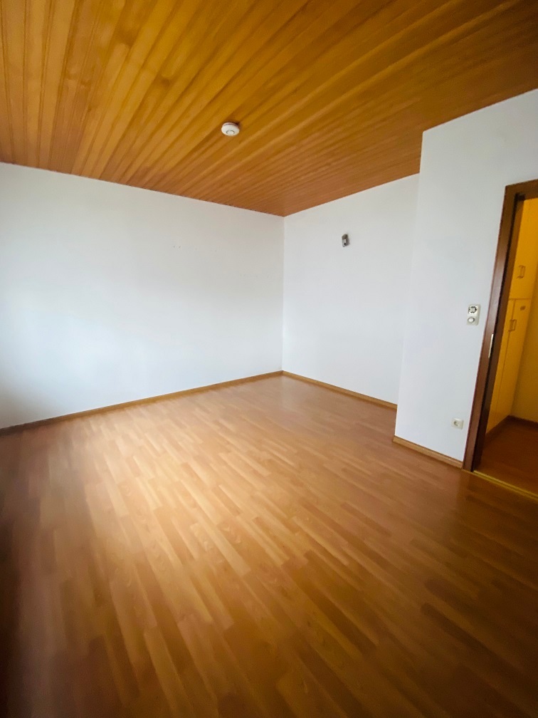 Wohn-und Geschäftshaus mit Entwicklungspotential in zentraler Lage von Großkarolinenfeld! – 83109 Großkarolinenfeld, 83109 Großkarolinenfeld – Vorschaubild 5