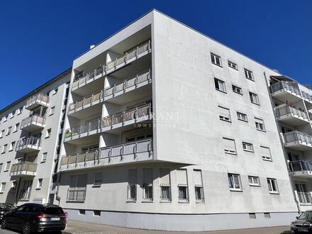 Leerstehende Traumwohnung mit Balkon, Aufzug & Stellplatz - jetzt einziehen und wohlfühlen
