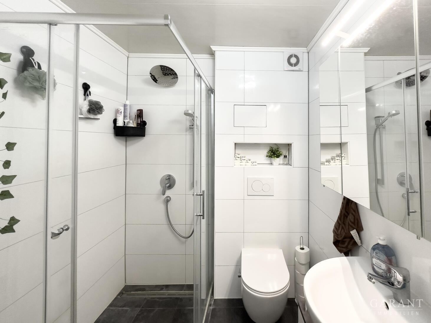 *** Einmalige Chance: Modernisiertes Mehrfamilienhaus mit Rendite - und Wohnpotenzial *** – 68309 Mannheim, 68309 Mannheim – Vorschaubild 7