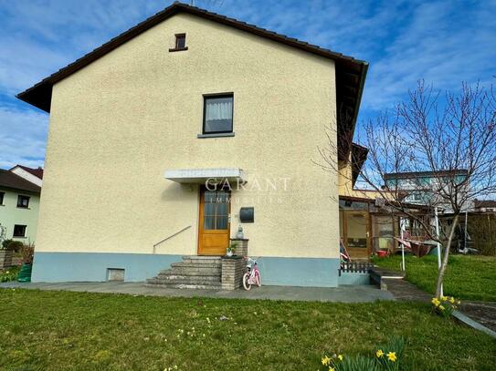 Zweifamilienhaus mit Garten in Hardheims schönster Lage