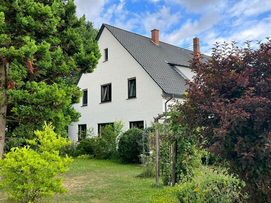 Großes Einfamilienhaus in guter, verkehrsgünstiger Lage von Lübbecke - Alswede!