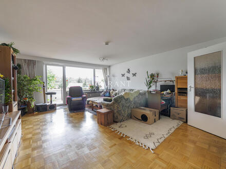 **Attraktive 4 Zimmer-Wohnung mit zwei Balkonen und Garage!**