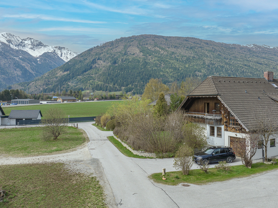 Landhaus in sonniger Ruhelage mit Bergblick