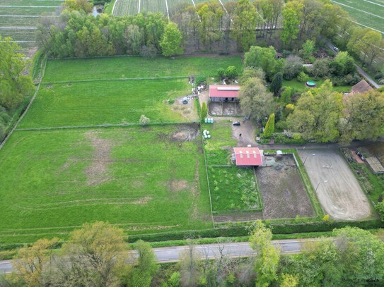 Umgeben von Feldern, Weiden und Streuobstwiesen! Gestüt ( Resthof ) in Emstek zu verkaufen