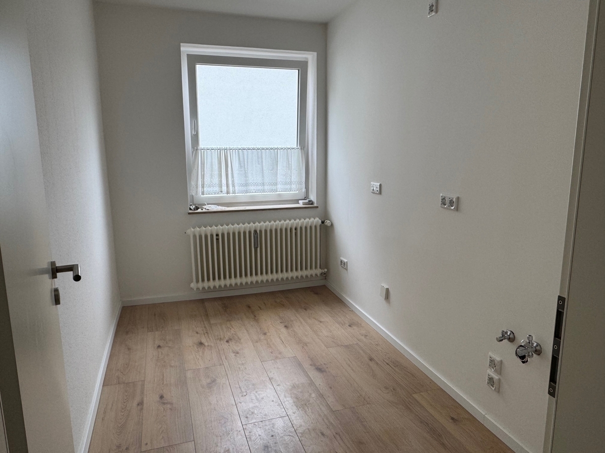 2 Zimmer Mietwohnung im 2. OG in der Wüste - Foto 5