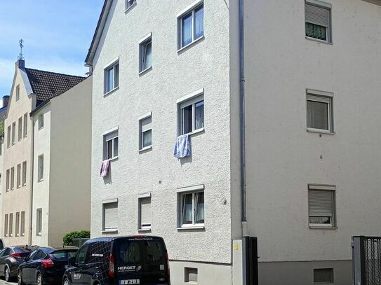 Zur Eigennutzung oder als Kapitalanlage: 2-Zimmer Wohnung mit erstklassiger Anbindung in Augsburg