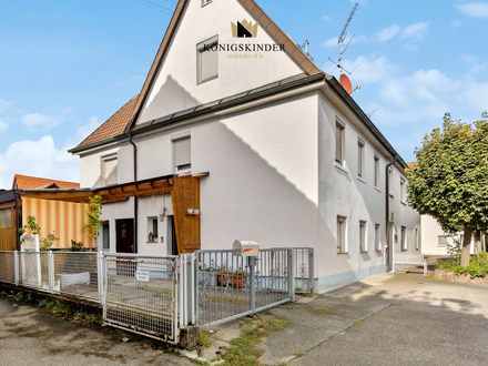 Charmantes Wohnhaus mit Renovierungspotenzial in guter Lage in Marbach
