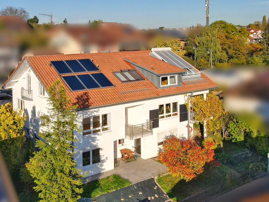 Helle 2-Zimmerwohnung mit Südbalkon, toller Aussicht, Stellplatz und Keller