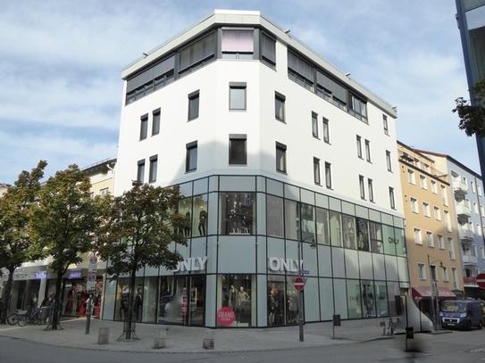 180 m² Bürofläche mit Parkblick und Parkplätzen - beste Lage in der Münchener Str.!