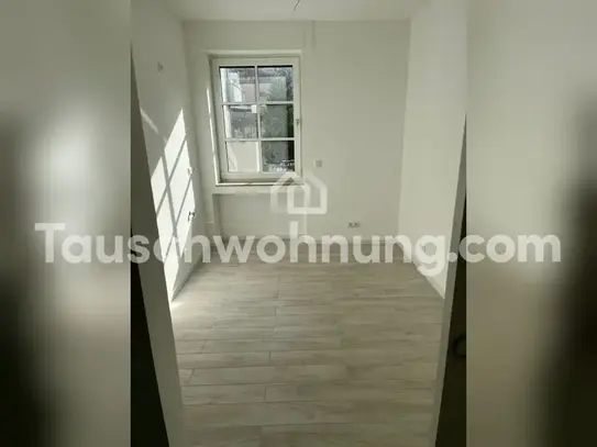 [TAUSCHWOHNUNG] Stilvolle 3,5-Zimmer-Wohnung in saniertem Altbau mit Balkon