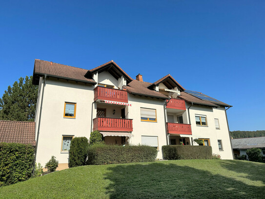 Tolle 3-Zimmer Dachgeschosswohnung mit Balkon in Rödental- Zentrum (Vermietet)