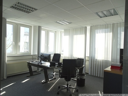 Attraktives Bürohaus in ansprechender Bürolage am Mainzer Stadtrand neu zu vermieten!