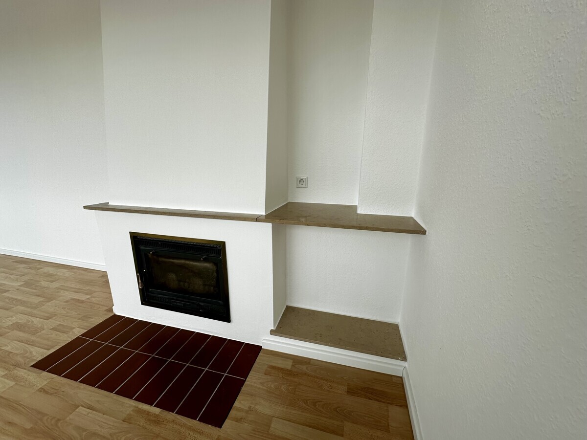 Schwachhausen umfangreich modernisierte 2,5 Zi. DG-Whg. m. Dachterrasse und Kamin, EBK und Bad neu - Photo 3