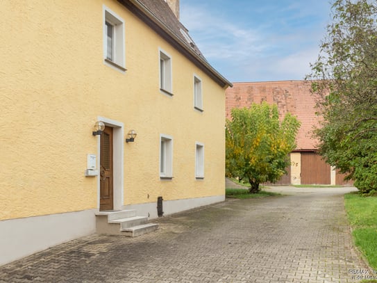 Landleben neu gedacht: Bauernhof mit Charakter, Ausbaupotenzial und viel Raum für Ihre Ideen