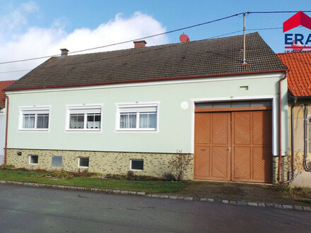 Loidesthal KAUF - Großes landwirtschaftliches Anwesen mit Halle