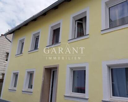 Einfamilienhaus für Handwerker in Schwarzenbach an der Saale!