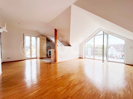 Eine ganz besondere Wohnung - mit großem Balkon und Fußbodenheizung!