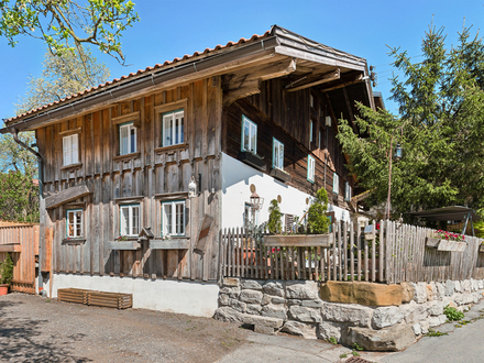 LANDLIEBE PUR! Liebevoll saniertes Rauchhaus in Neumarkt am Wallersee