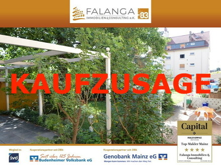 FALANGA IMMOBILIEN - ZWEI DHH & 4- FH mit riesigem HOF & und einem (BAU)- GRUNDSTÜCK in Schierstein!