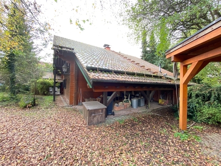 Massives Blockholzhaus – Großzügig wohnen und nachhaltig leben, in ruhiger gehobener Wohnlage!