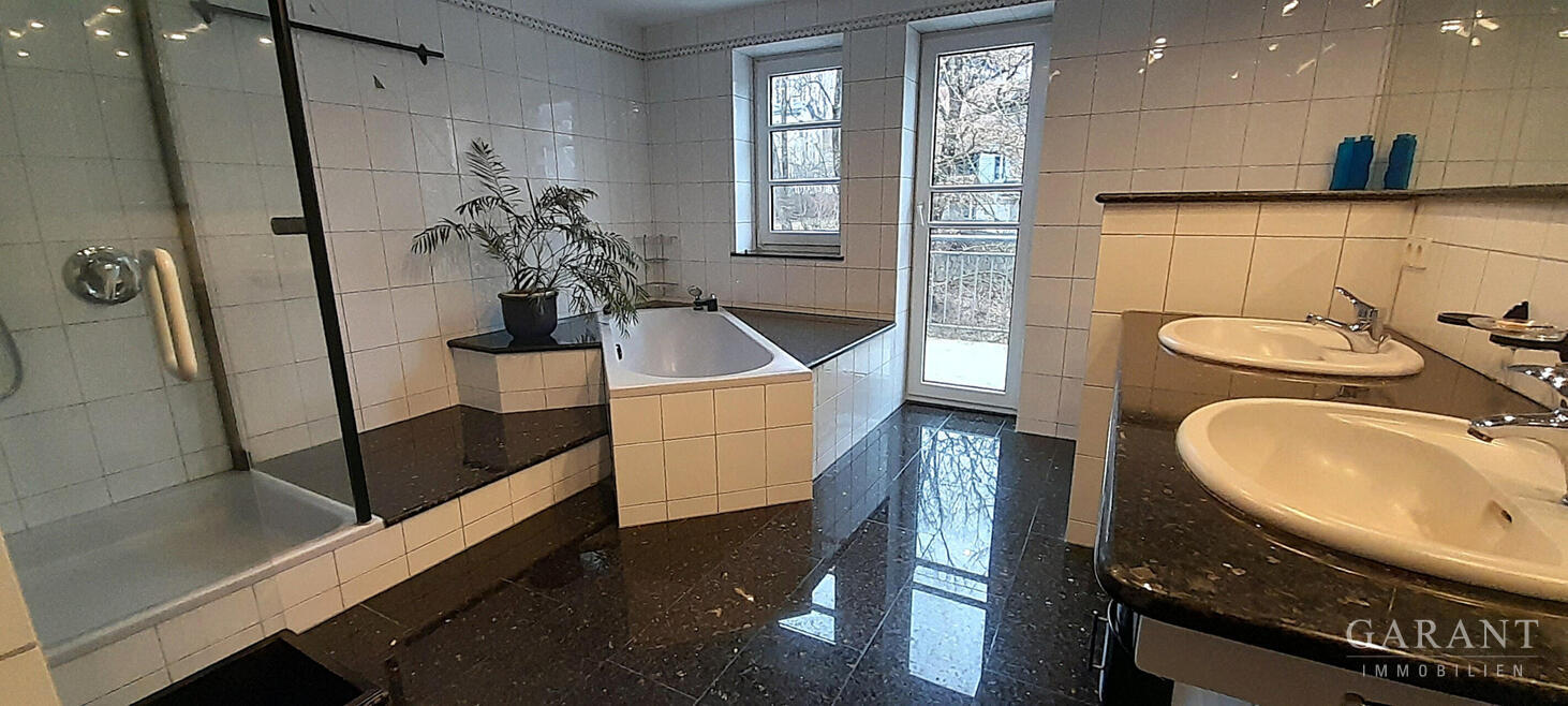 Architektenhaus mit Charakter - großzügiges Wohnen mit Einliegerwohnung – 88416 Ochsenhausen, 88416 Ochsenhausen – Vorschaubild 12