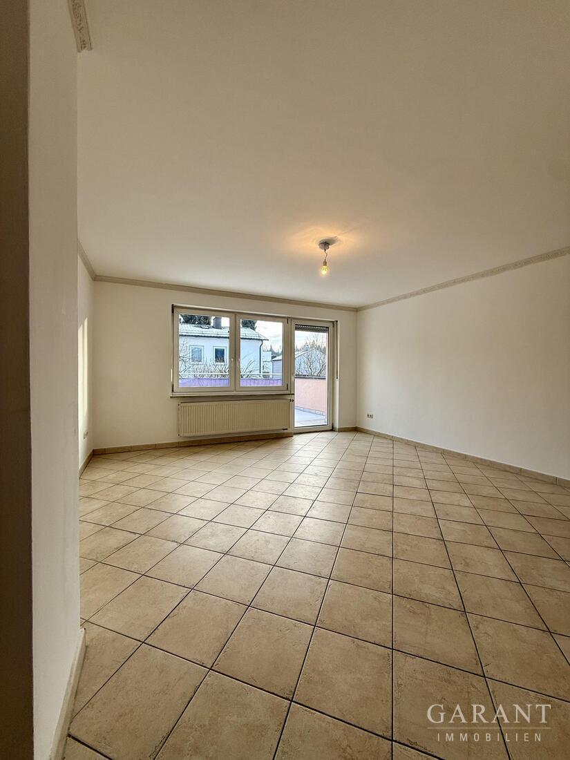 Gepflegte Doppelhaushälfte mit zwei Wohneinheiten und flexiblem Nutzungskonzept – 84036 Landshut, 84036 Landshut – Vorschaubild 3