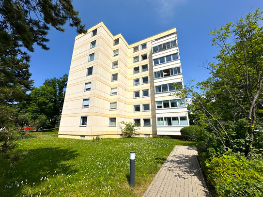 *Reserviert* Geräumige 4-Zimmer Eigentumswohnung in Coburg mit Aufzug und verglaster Loggia!