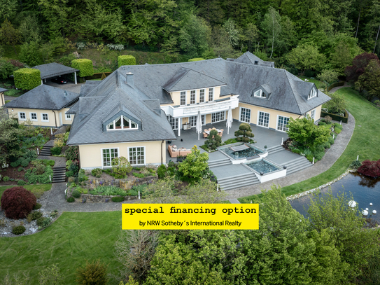 Villa mit hoch gepflegter Außenanlage mit traumhafter Zufahrt auf einem 8.497 m² Grundstück