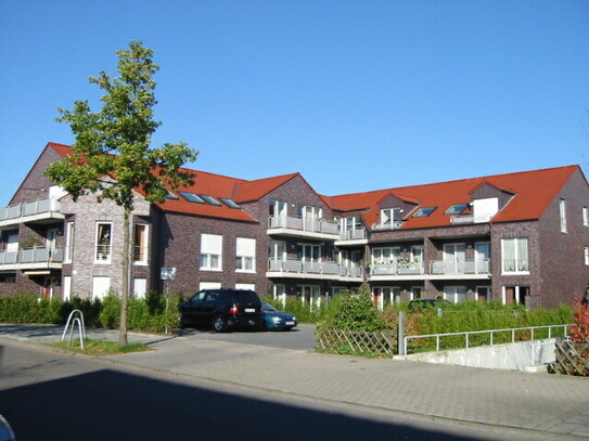 Super DG-Wohnung mit Balkon, TG-Platz, Granit-/Parkettböden, uvm.