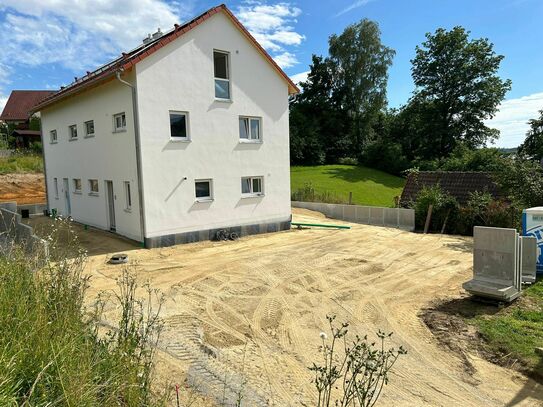 Hochwertige und moderne DHH Neubau, Pfeffenhausen, sehr ruhige Wohnlage