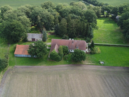 Idyllisch gelegener Resthof zwischen Bremen und Oldenburg