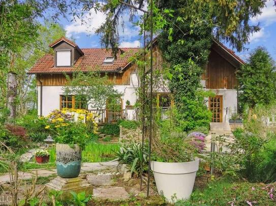 Gepflegtes 2-Familienhaus mit Barrierefreiheit