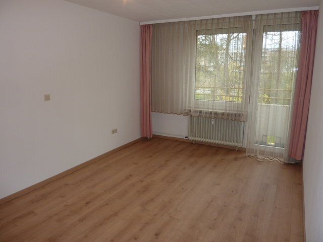 Großzügige 4,5 Zimmer Wohnung in ruhiger Lage von Sindelfingen mit Balkon und Garagenbox - Foto 5
