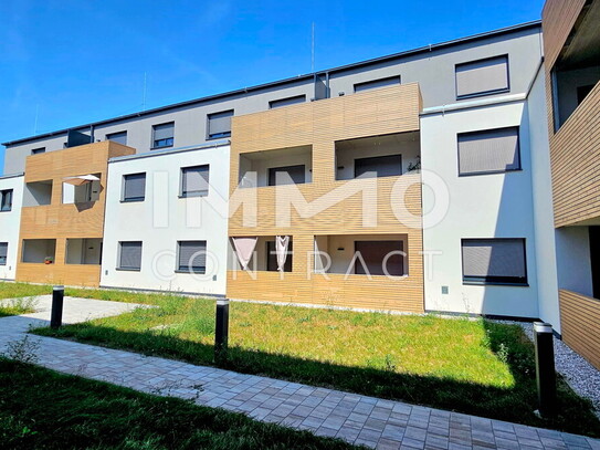 Anlegerwohnung Erstbezug inkl. Garage: Große 1-Zimmer-Wohnung mit Loggia in attraktiver Lage