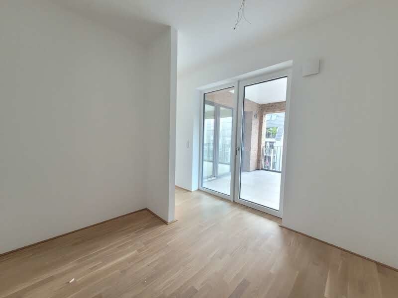Sonne, Regen, Schnee - großzügige 2-Zimmerwohnung mit überdachter Loggia in den WeserHöfen - Photo 5