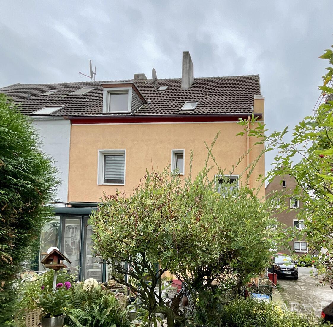 Doppelhaushälfte mit drei Wohneinheiten und Garten in Duisburg – 47226 Duisburg, 47226 Duisburg – Vorschaubild 4