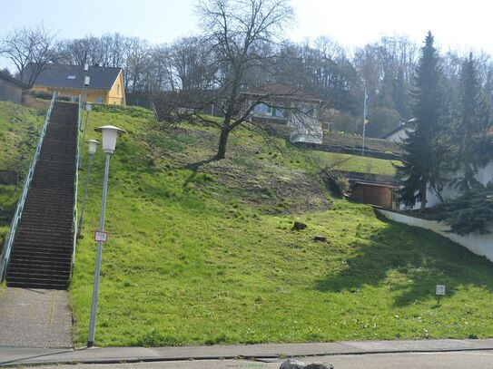 Großer Bauplatz günstig zu verkaufen......!!