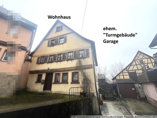 Charmantes, denkmalgeschütztes Wohnhaus mit Garage und Gärtle