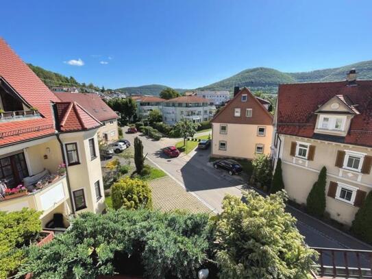 Sonniger Flair! Tolle 4,5 Zimmer-Wohnung mit Loggia in Deggingen!