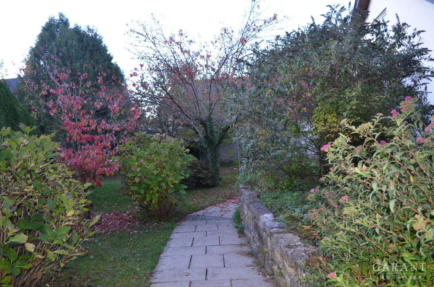 Freistehend und mit großem Garten – 71522 Backnang, 71522 Backnang – Vorschaubild 13