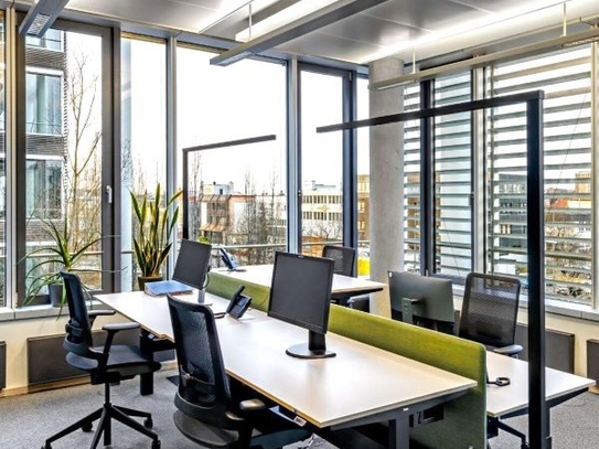 Moderne Büros mit Ausblick und Dachterrasse