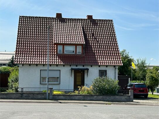 Einfamilienhaus mit Garage