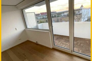 159.000,- für gut vermietete + generalrenovierte 42 qm Komfortwohnung mit BALKON + Aufzug - LIFT