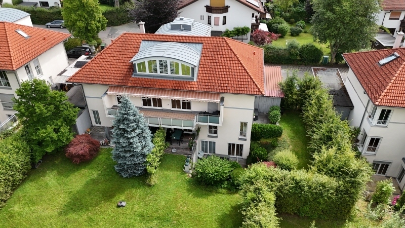 Attraktives Mehrfamilienhaus in begehrter Lage von Stephanskirchen – 83071 Stephanskirchen, 83071 Stephanskirchen – Vorschaubild 2