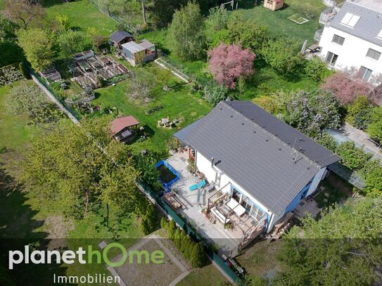 Ihr Baugrundstück mit nahezu 1.500 m² und Bestandsgebäude