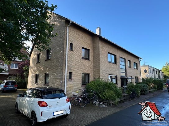 Charmante 3 Zimmer Oberwohnung in Oldenburg – Großzügig geschnitten mit Balkon und Einbauküche!