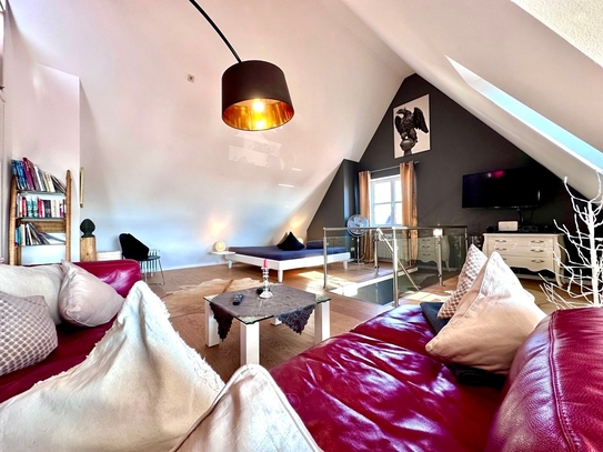 Exklusive Maisonette-Stadtwohnung mit spektakulärem Rathausblick – WOW-Effekt garantiert!