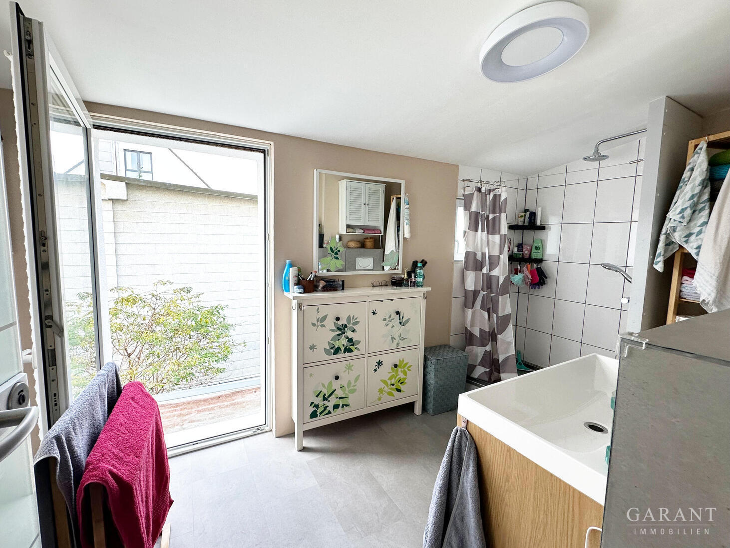 Property thumbnail 8