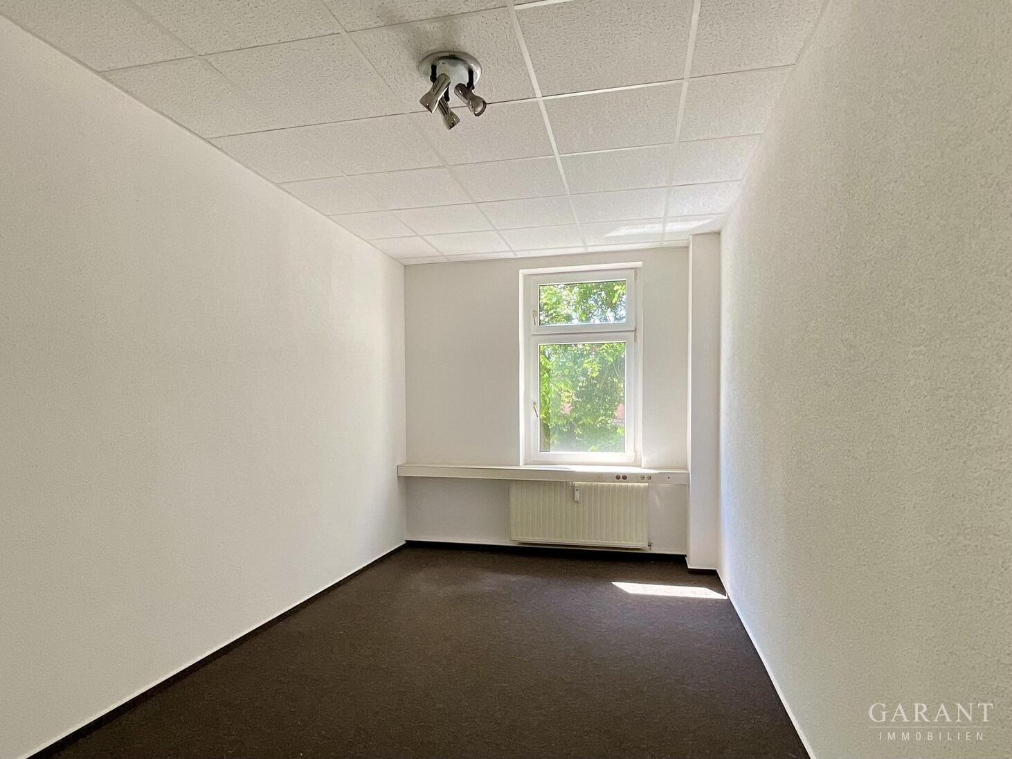Büro-/Wohnhaus im Zentrum von Bitterfeld – 06749 Bitterfeld-Wolfen, 6749 Bitterfeld-Wolfen – Vorschaubild 16